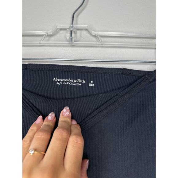 Abercrombie & Fitch Black Ribbed Womens Tube Top In Size Small - Picture 4 of 4